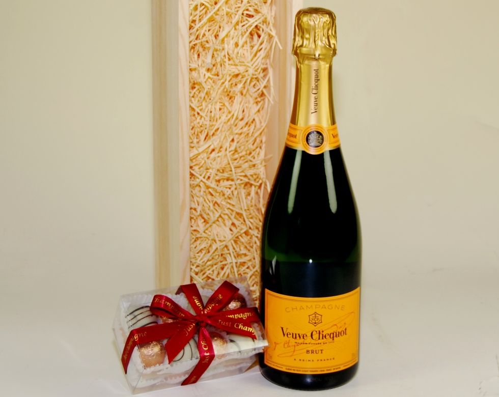 Buy Veuve Clicquot Brut NV & Chocolates Wood Box Next Day UK Delivery