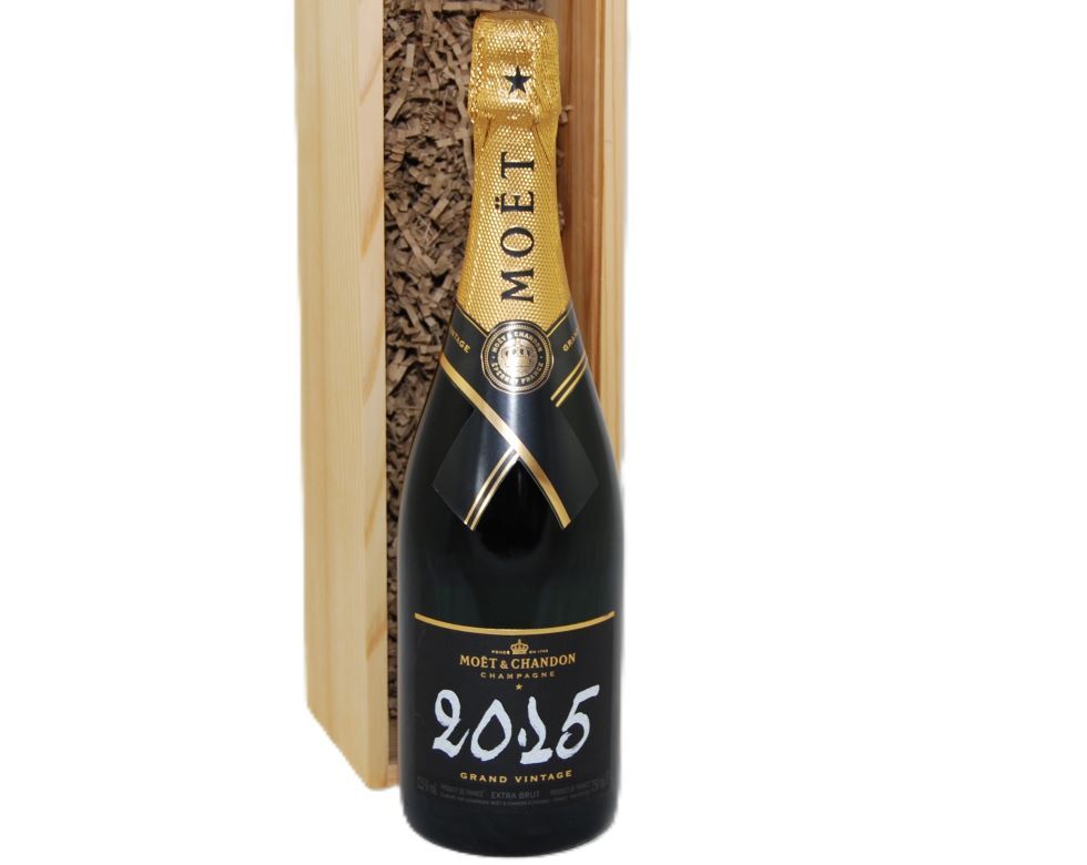 Moët Grand Vintage 2015 Wood Box